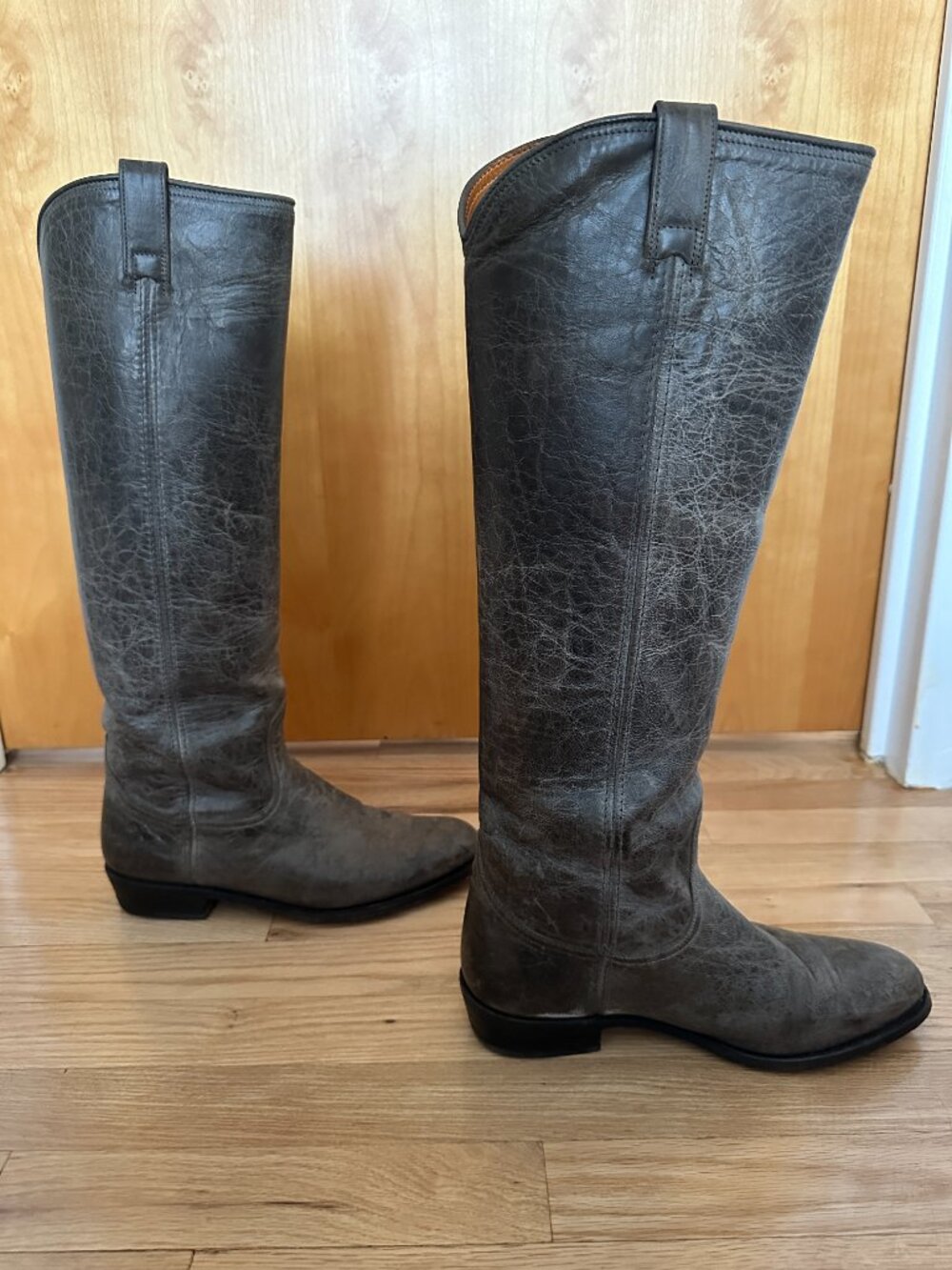 Grey Frye Dorado leather boots, size 10 - Picture 4 of 5